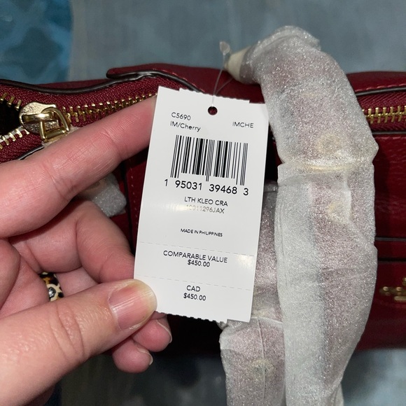 NWT COACH handbag. Red, leather - Picture 5 of 8